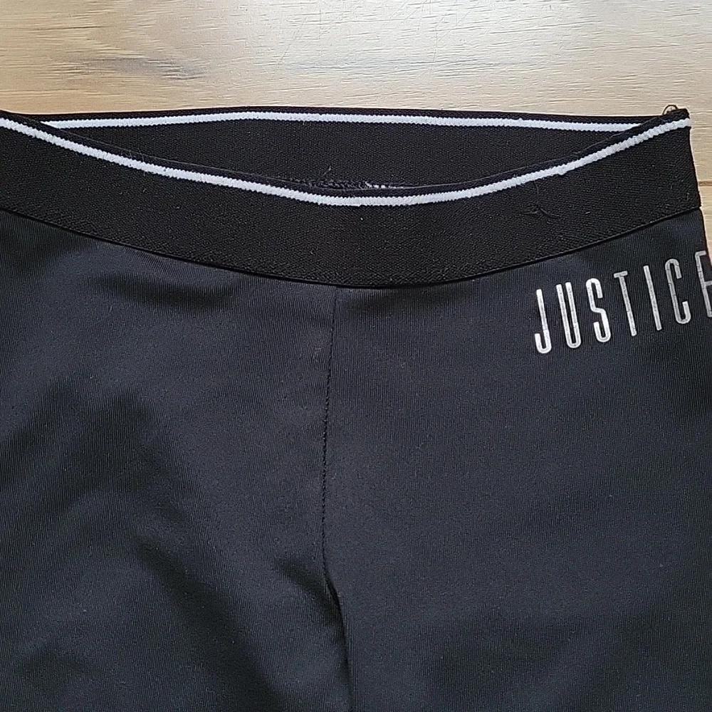 *3/$15* Justice Size 5 Girls Black Leggings Capris